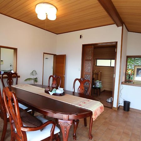 Atami Holiday Home Екстер'єр фото