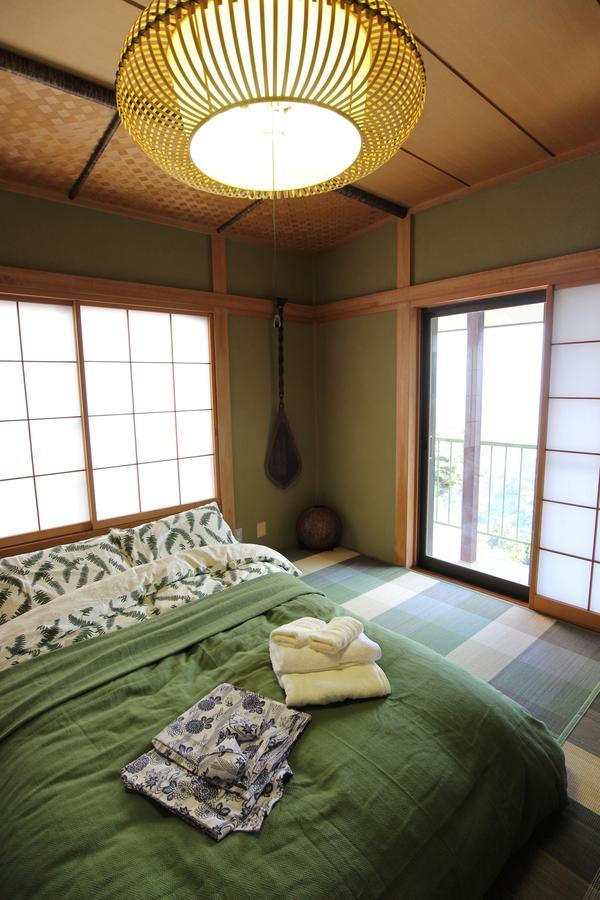 Atami Holiday Home Екстер'єр фото