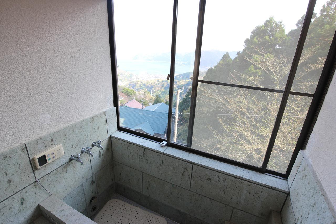Atami Holiday Home Екстер'єр фото